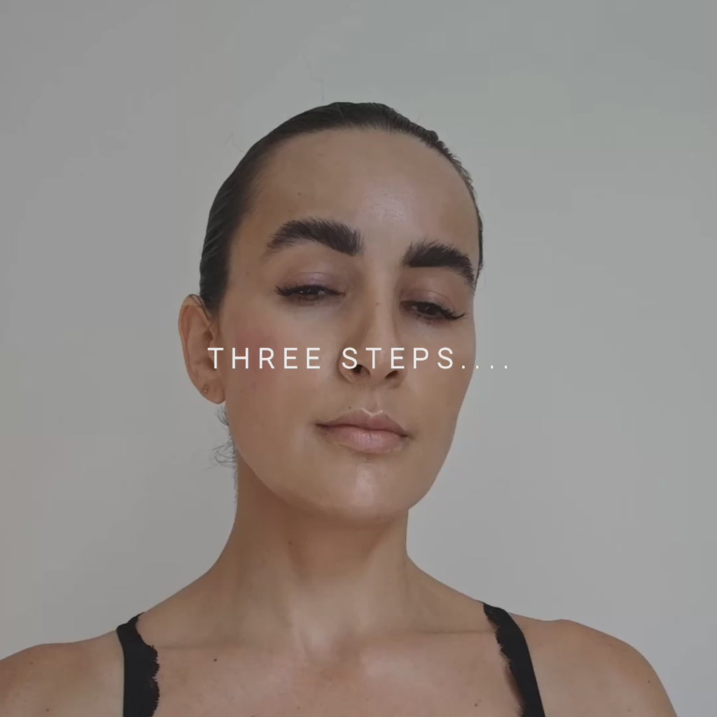a woman showcasing how to use the product in 3 steps